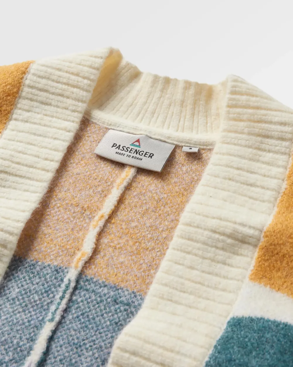 Passenger Knitwear>Sunsets Recycled Knitted Cardigan Marshmallow