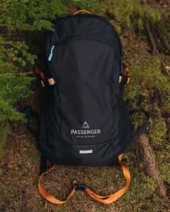 Passenger Backpacks & Bags|Backpacks & Bags>Track Recycled 30L Backpack Black