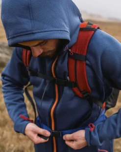 Passenger Hoodies & Sweatshirts|Fleece><noscript><img width=