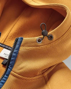 Passenger Hoodies & Sweatshirts|Fleece><noscript><img width=