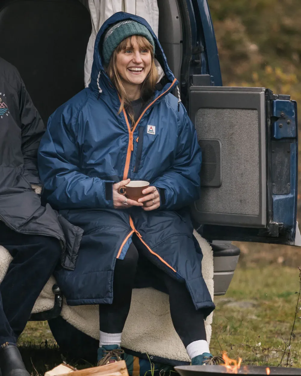 Passenger Changing Robes & Ponchos|Changing Robes & Surf Ponchos>Waves Recycled Sherpa Lined Changing Robe Dark Denim/ Deep Navy